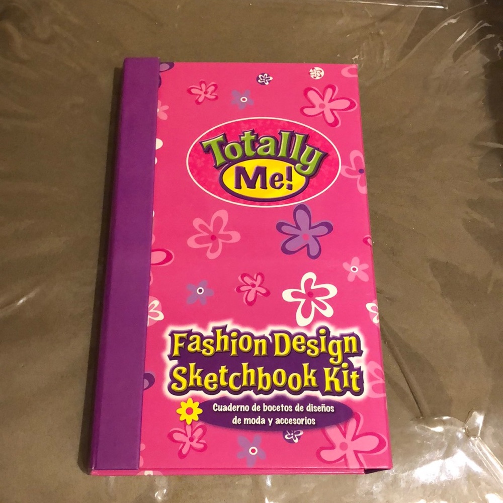 Totally Me! Fashion Design Sketchbook Kit